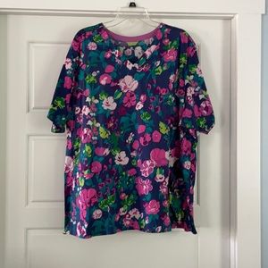 Vera Bradley scrub top